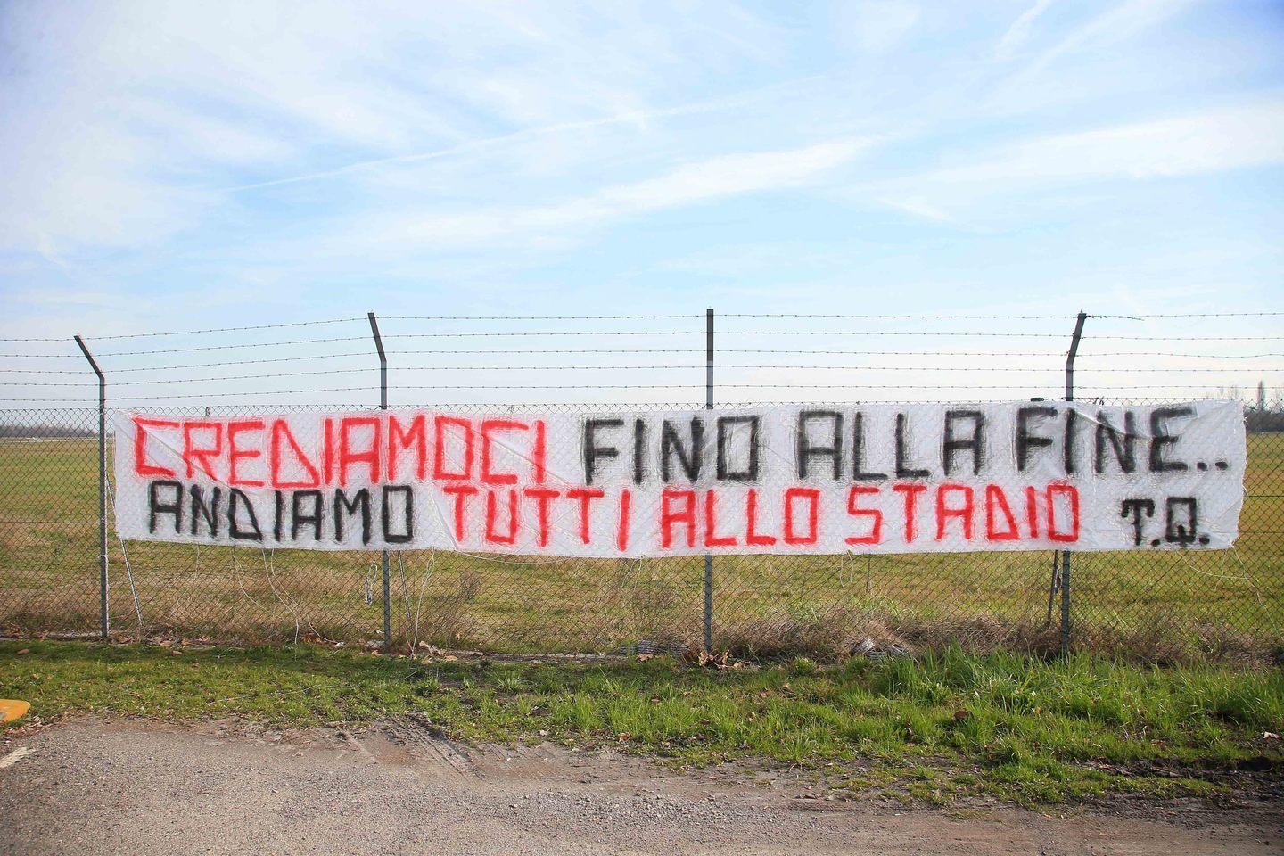 Appello dei tifosi: «Andiamo tutti allo stadio» 