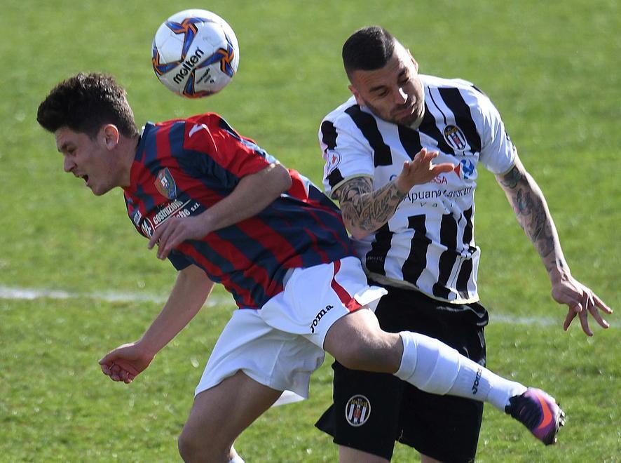 Mister Lazzini deve rinunciare a capitan Checchi 