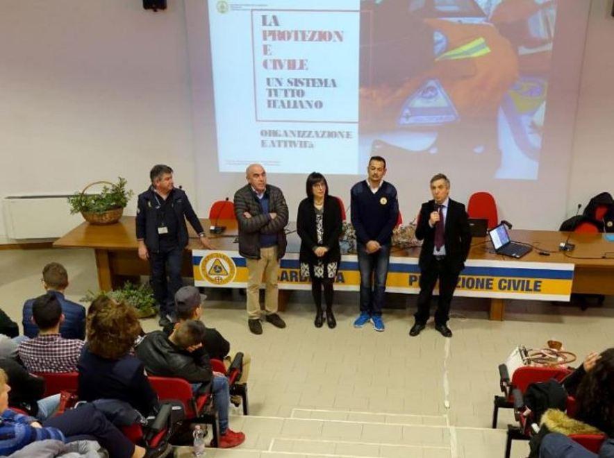 La Protezione civile si insegna a scuola 