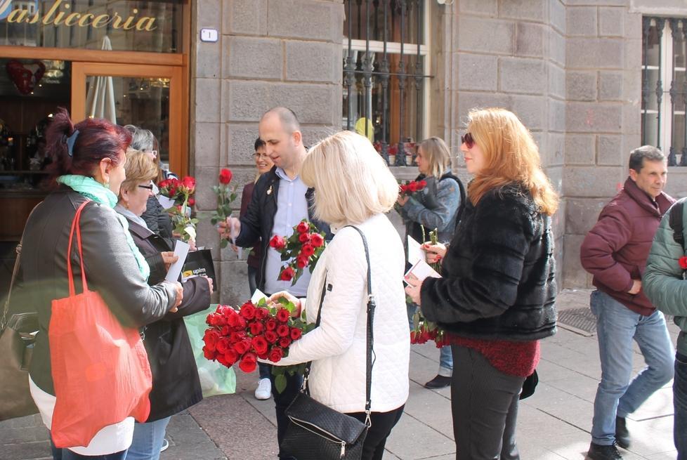 La comunità romena celebra l’antica festa del Martisor 