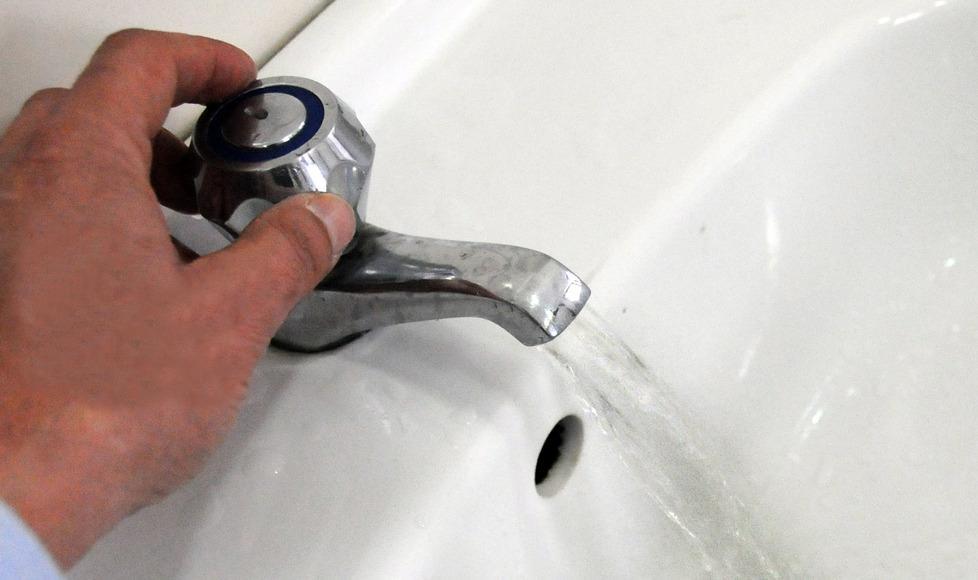 Rubinetti a secco per lavori di Abbanoa 