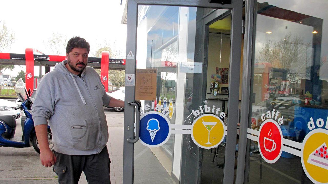 Doppio furto nella notte in via dell’Artigianato