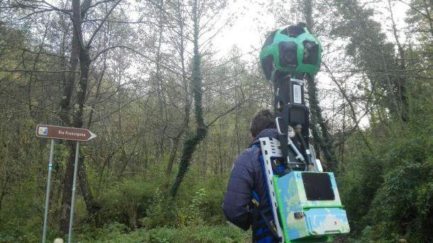 Uno degli escursionisti che ha "mappato" la Francigena toscana
