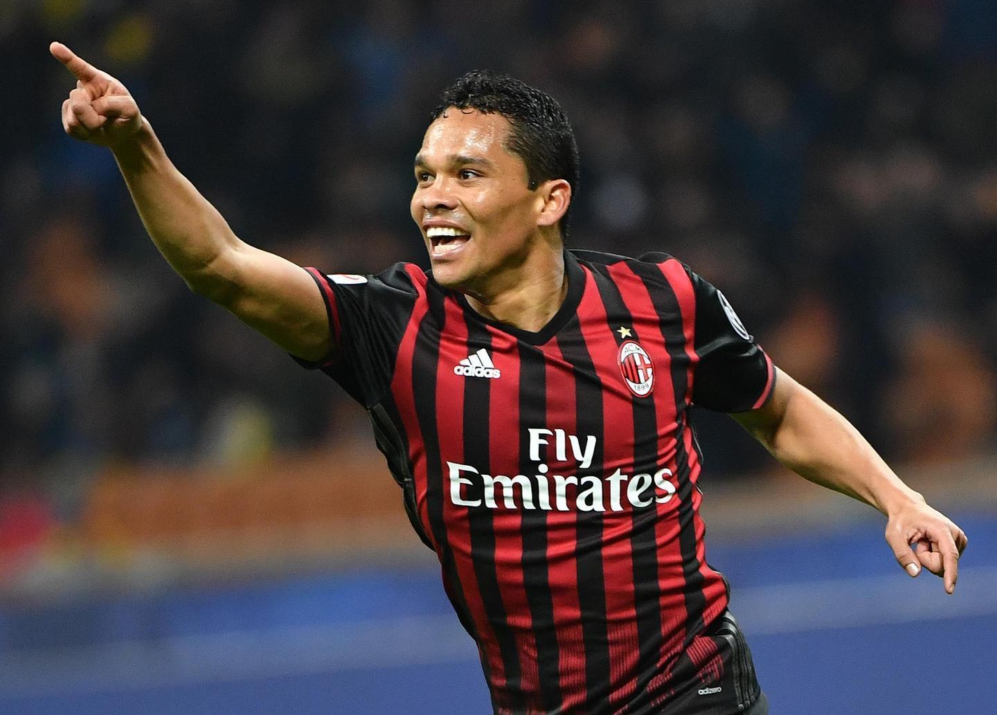 Bacca, croce e delizia del Milan contro il Chievo 