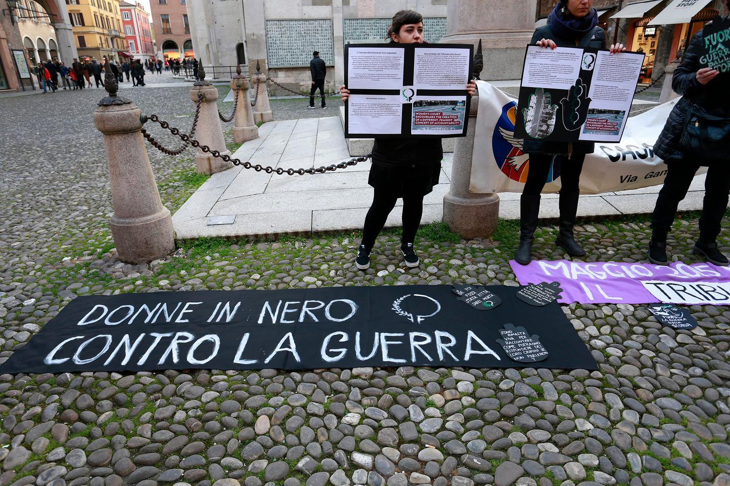  Un “tribunale delle donne” in piazza