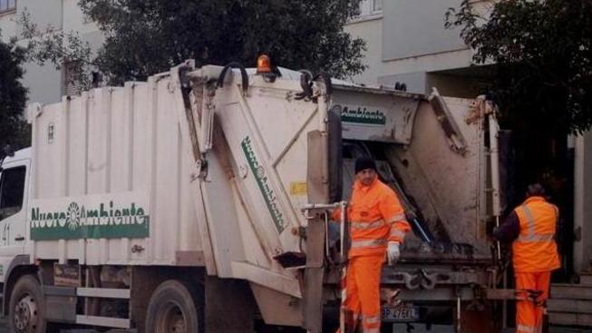 Rifiuti, Sanna replica al Pd: differenziata stabile al 60%