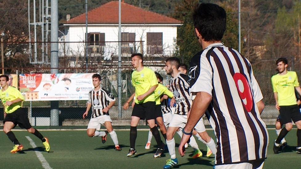 Juniores, Nicola Della Pina fa una tripletta