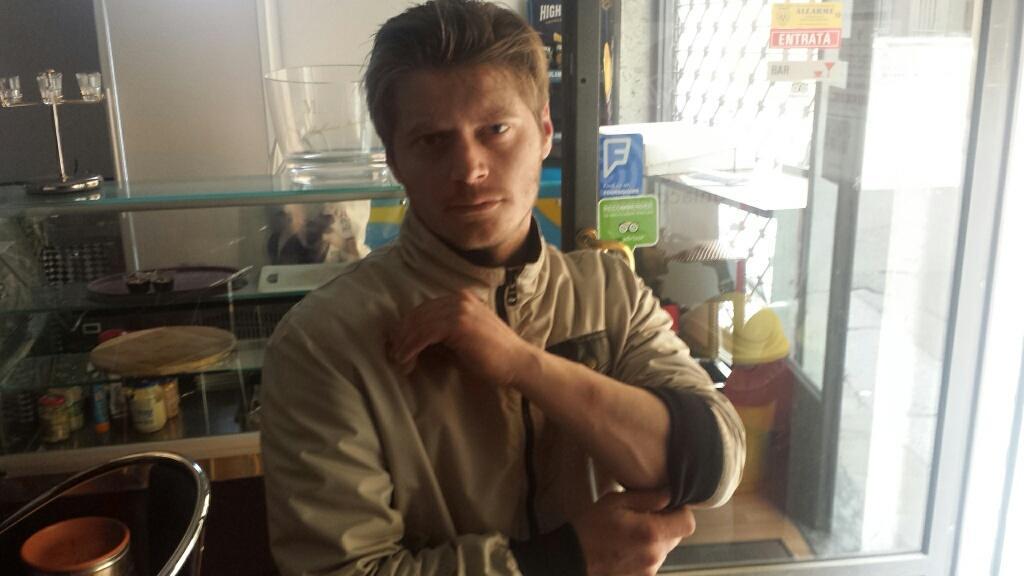 «Mi hanno aggredito e rapinato nel mio bar» 