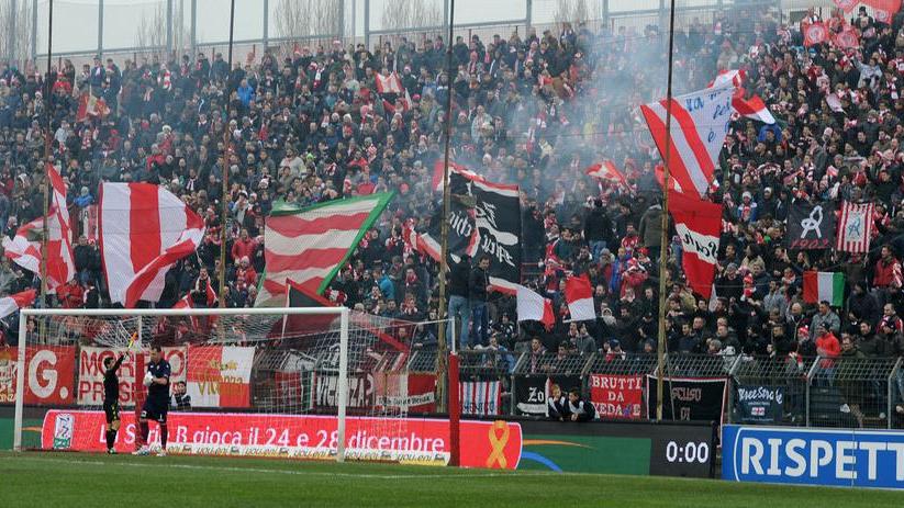 Il Vicenza chiama i suoi tifosi a raccolta: biglietto a 7 euro
