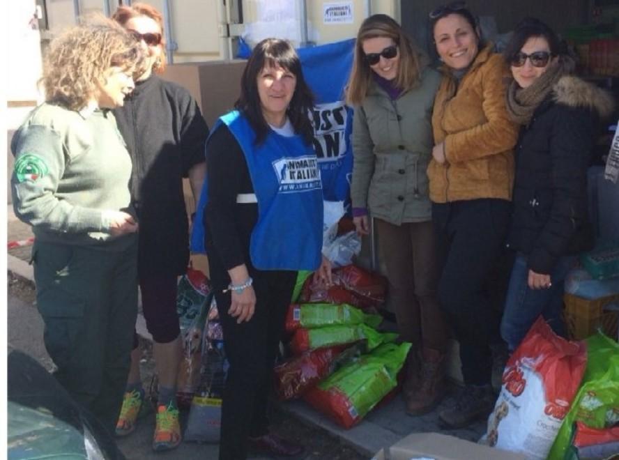 I volontari elbani in visita ad Amatrice 