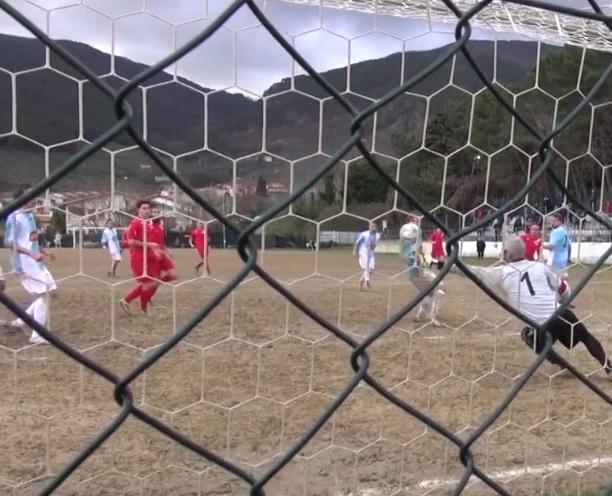 Venturina, è un incubo «Un campo indecente» 