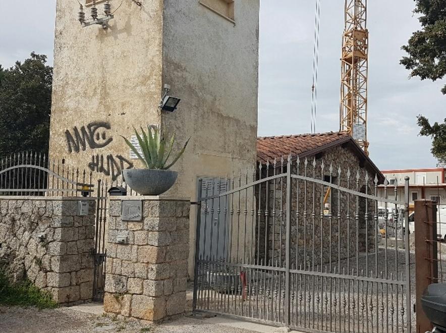 Villa Feltrinelli, lavori ripresi dopo i sigilli 