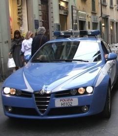 S’introduce in un garage e ruba una bicicletta da corsa