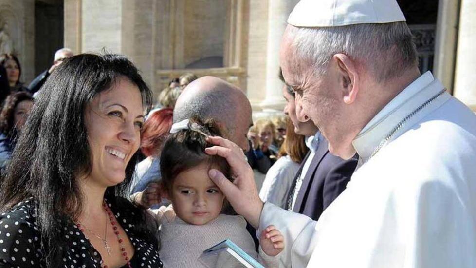 Il dono di Giorgia Fumanti al Papa
