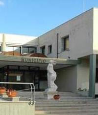 Consiglio comunale rinviato per la morte di Mino Dessena