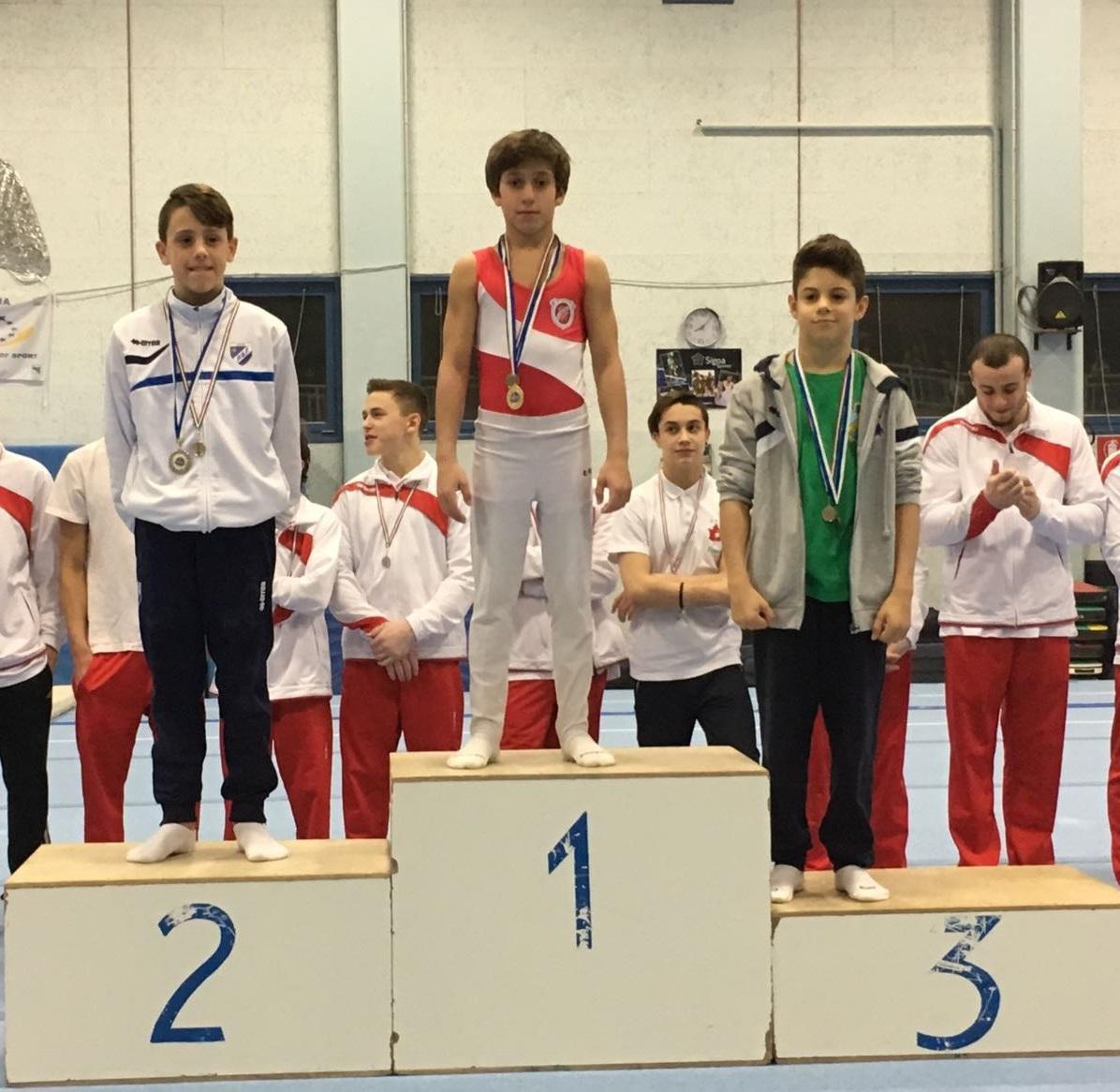 Ginnastica artistica: Zurlini bronzo a Cesena
