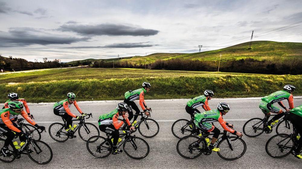 La squadra Bardiani Csf alla Corsa dei due mari