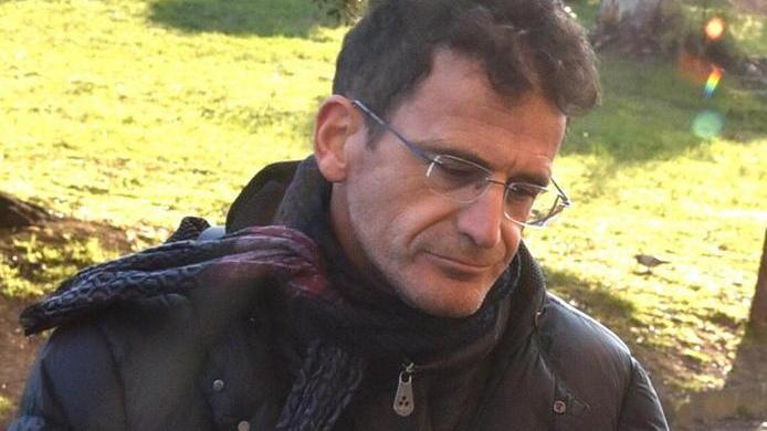 «Se non mi obbedisci ti butto giù dalla finestra»