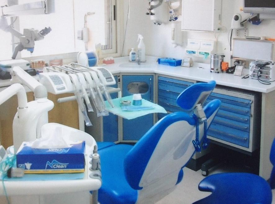 Il dentista? Adesso arriva a scuola 