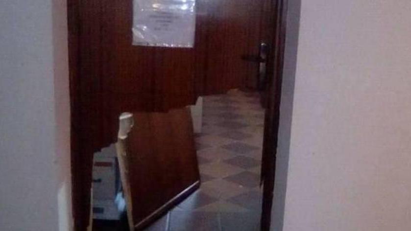 Raid nella notte al Comune, uffici devastati dai ladri