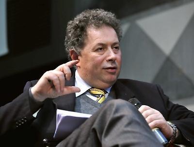 «Crisi, da dove ricominciare»: Vittadini sale in cattedra all’auditorium