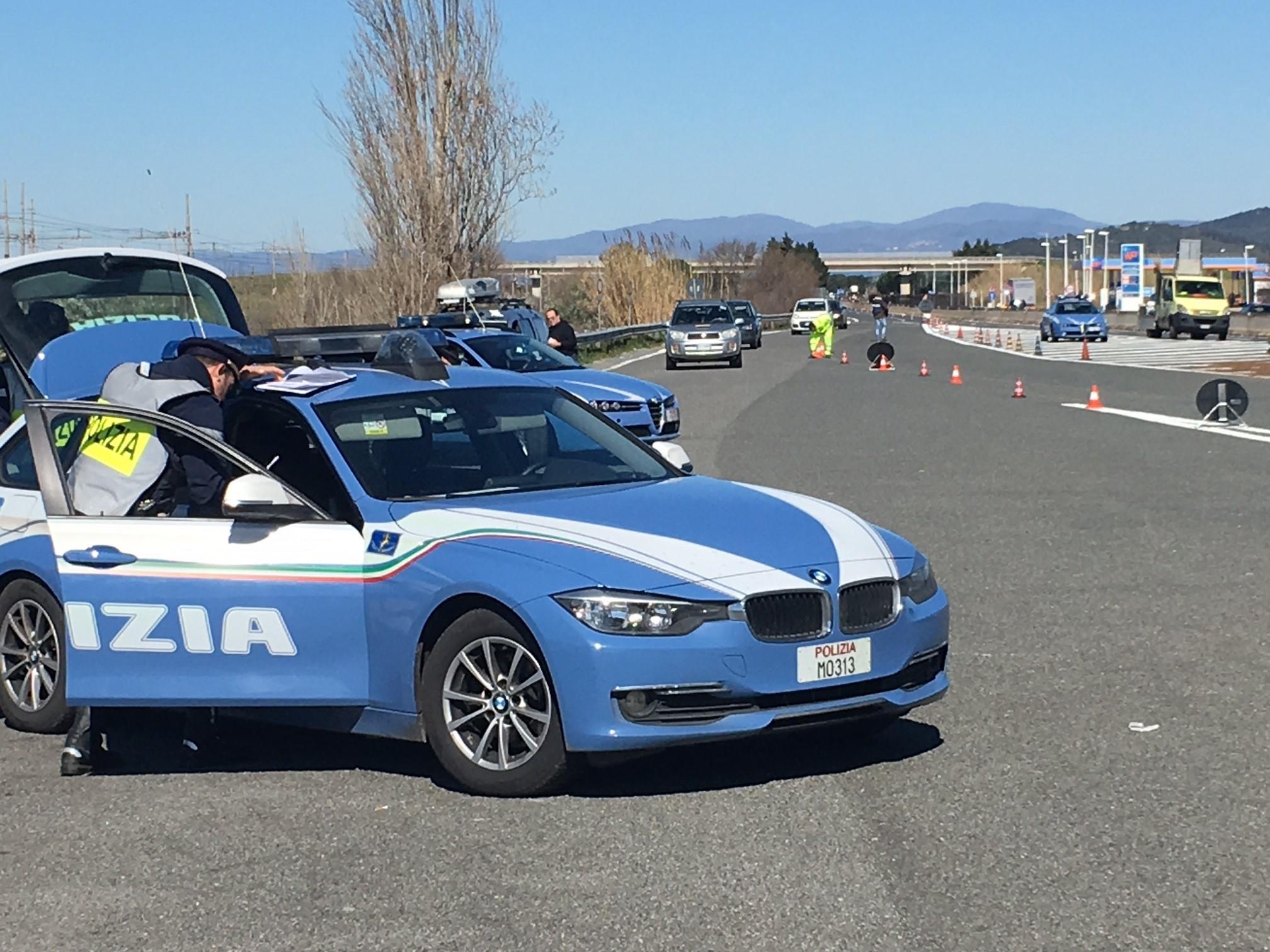 Posto di blocco della polizia stradale 