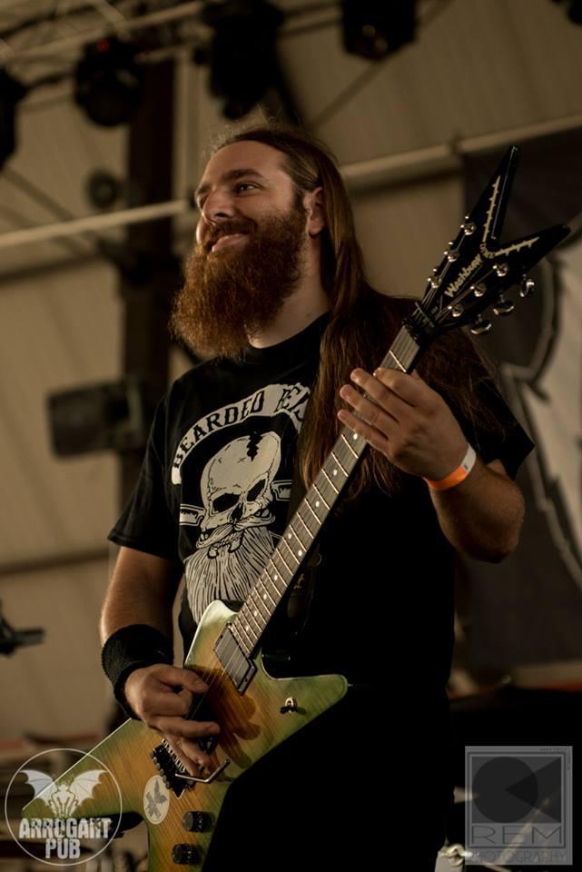 Oggi a Rivalta l’ultimo saluto al chitarrista metal Artio