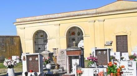 Lavaiano contro il sindaco: no al forno per le cremazioni