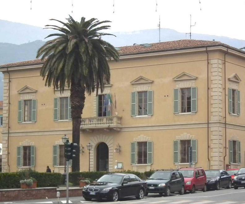Blitz dei finanzieri a Calci inchiesta sugli appalti 