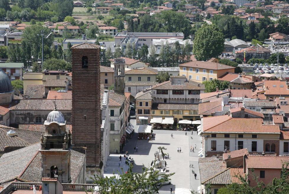 Sarà più facile aprire bar, negozi e pizzerie in centro