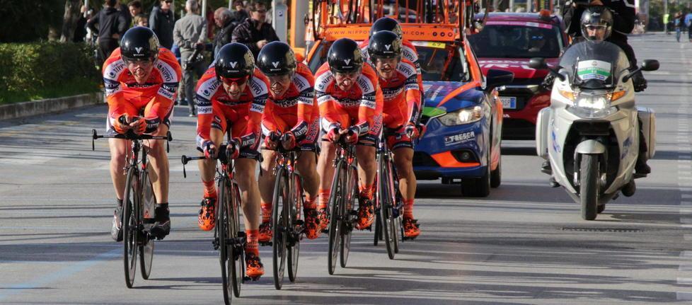 Il grande ciclismo attraversa la Maremma 