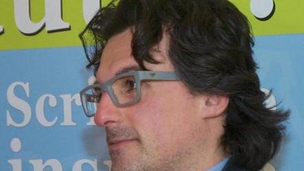 «Santini scappa dal confronto con me»