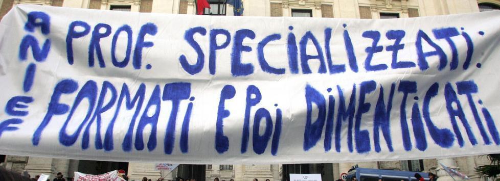 Decine di precari “licenziati” dopo la sentenza del Tar 