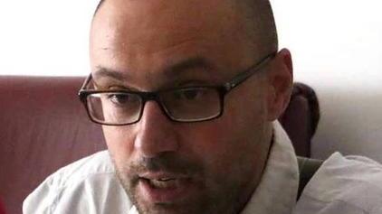 Martinelli: «Comune fuori controllo»