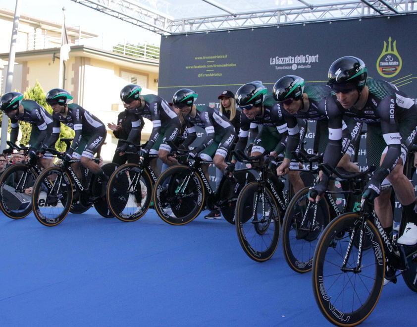 Spettacolo e business con la Tirreno-Adriatico 