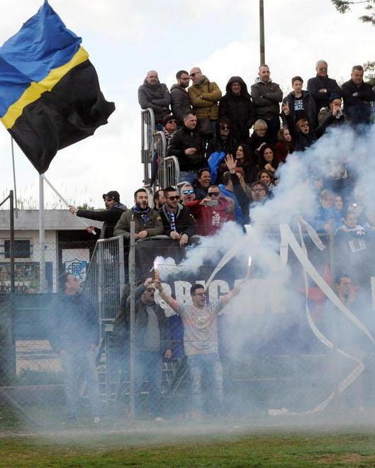 Calcio a un avversario, stop per 8 turni 