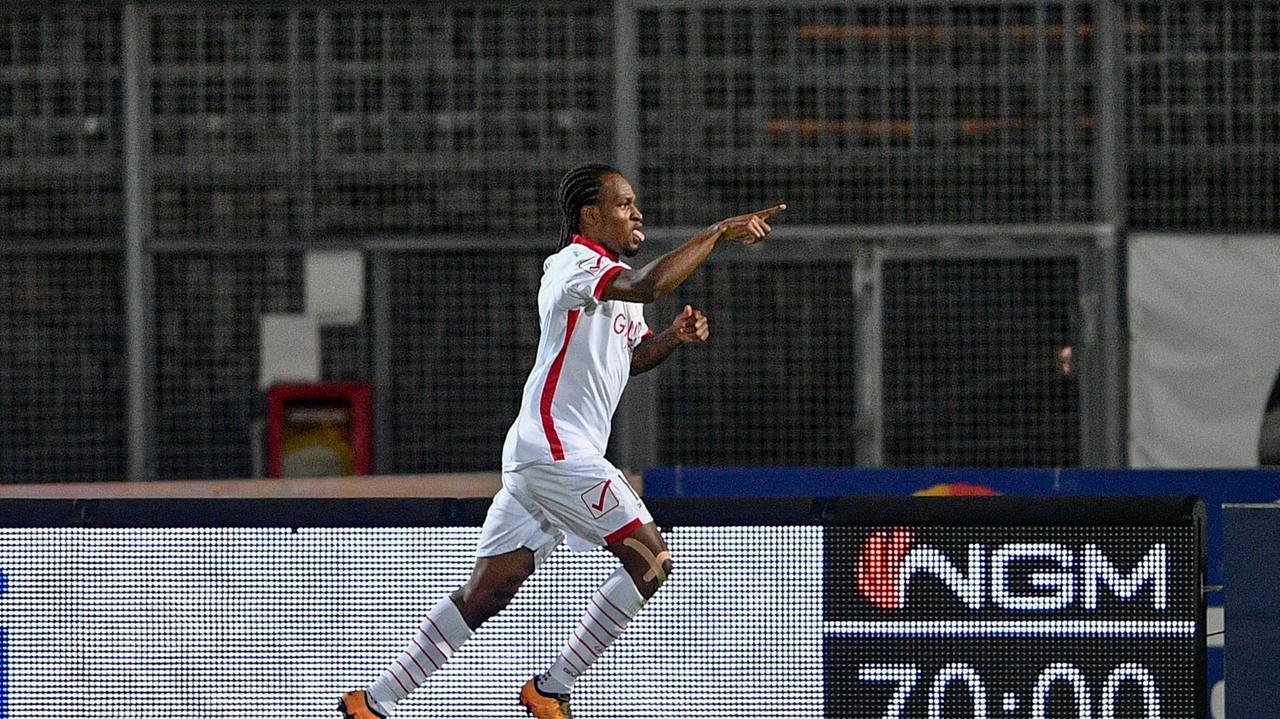Mbakogu torna al gol e regala i tre punti al Carpi