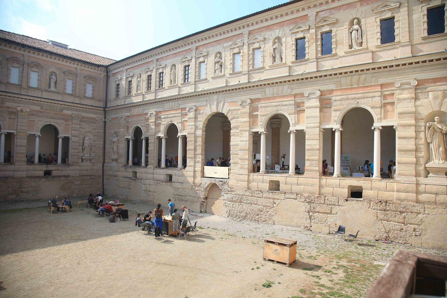 «San Pietro, rilancio dei chiostri» 