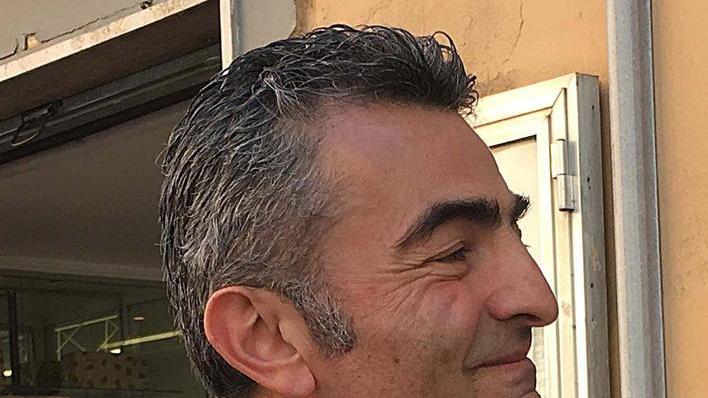 Conad assume un vigilante per tenere lontani i balordi