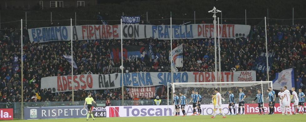 La protesta dei tifosi parte dall’Arena 