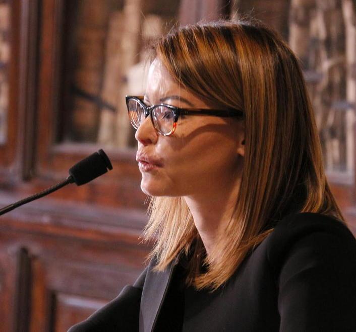 abbraccio a LUCIA 