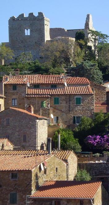 Oltre mille stranieri presenti a Campiglia Il doppio in un anno 