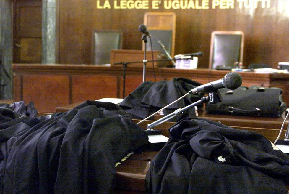 Spaccio di droga, assolti cinque galluresi 