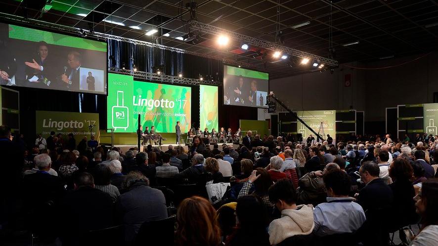 Una quarantina di pratesi alla convention del Lingotto