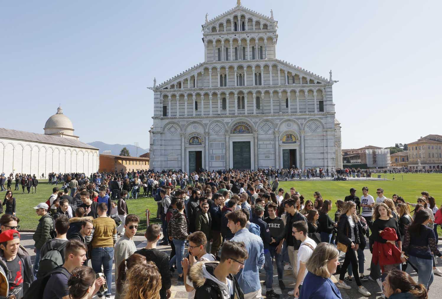 Piazza dei Miracoli il giorno della Lucertola (foto Muzzi)
