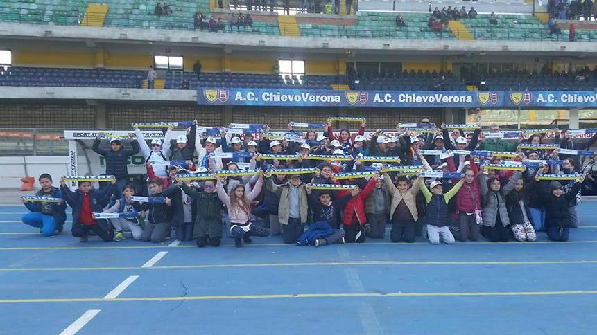 Il sorriso arriva dalla Scuola del tifo