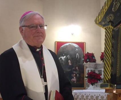 Il prete mette al bando le preghiere dei militari 