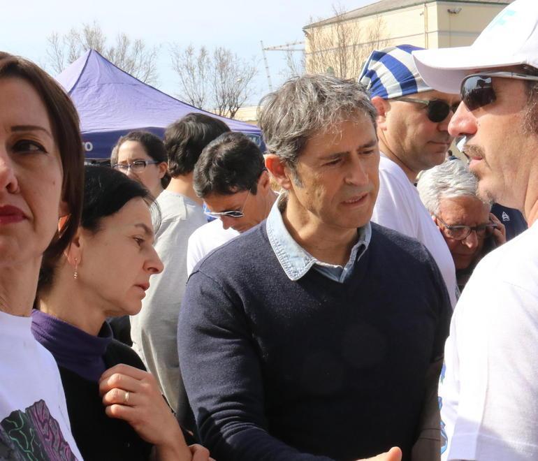 Lacrime e sorrisi ricordando Andrea «Ragazzi, coraggio» 