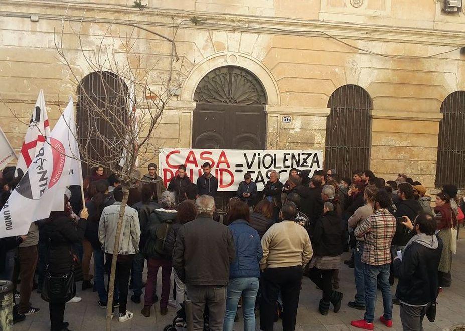 Aggrediti dopo la serata antifascista 