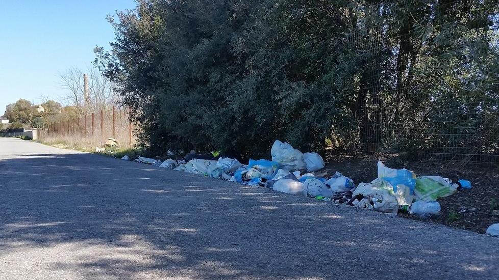 Discarica vicino all’ex zuccherificio